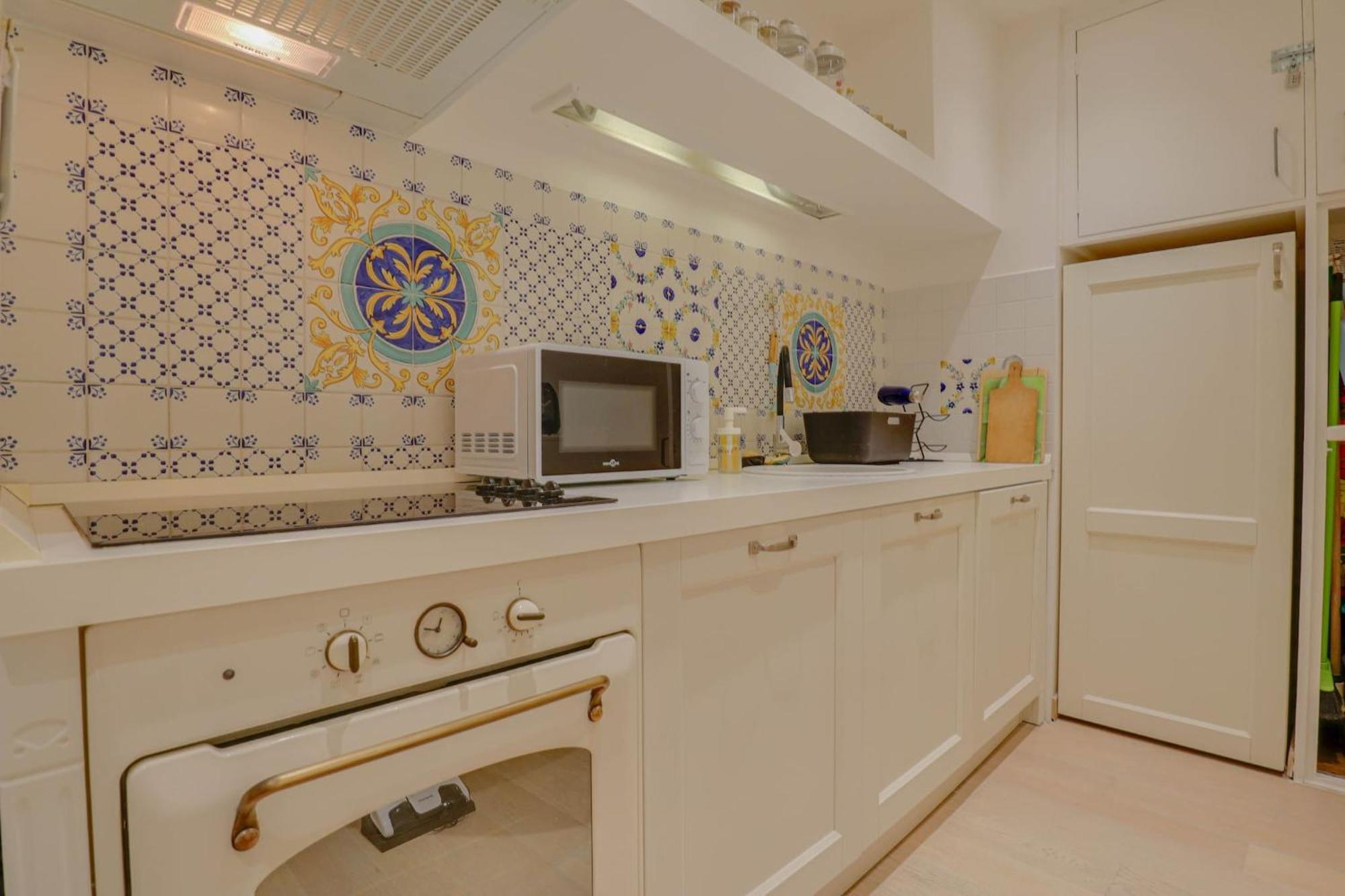 מנטון "Le Garavan Palace" Idyllique, Proche Gare Et Plage מראה חיצוני תמונה