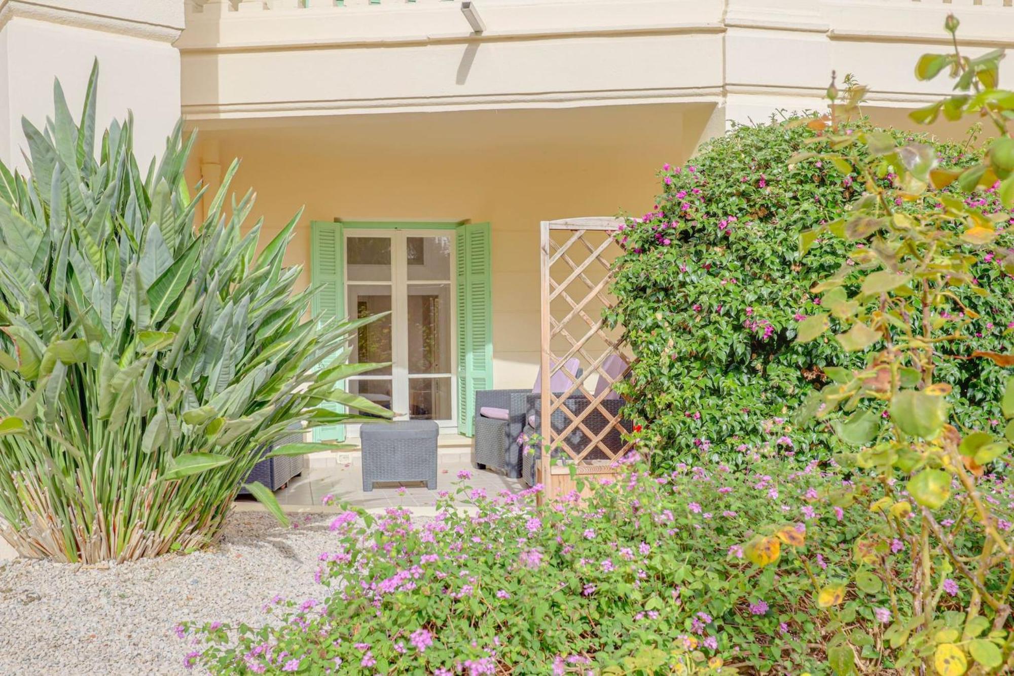 מנטון "Le Garavan Palace" Idyllique, Proche Gare Et Plage מראה חיצוני תמונה