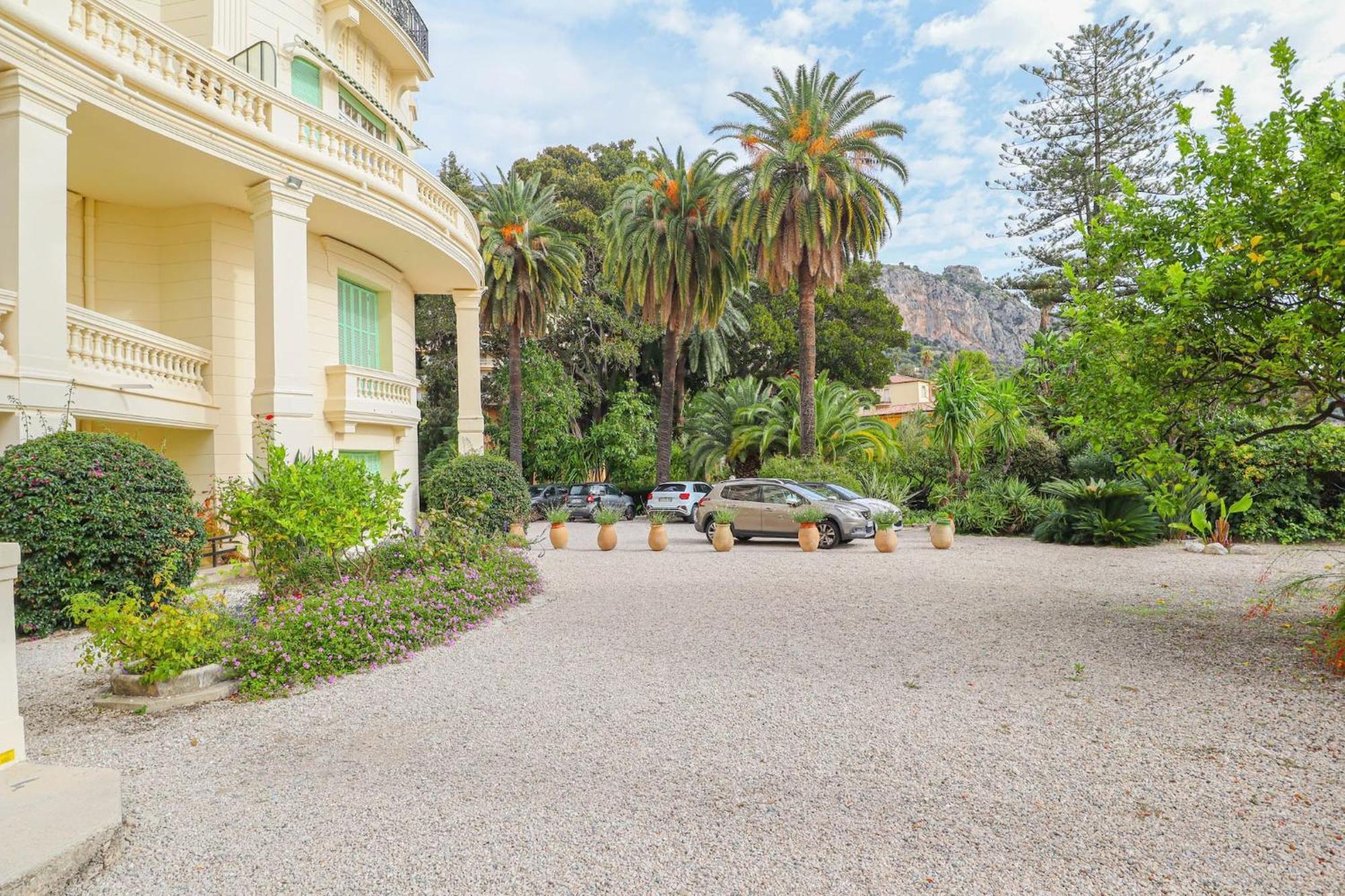 מנטון "Le Garavan Palace" Idyllique, Proche Gare Et Plage מראה חיצוני תמונה
